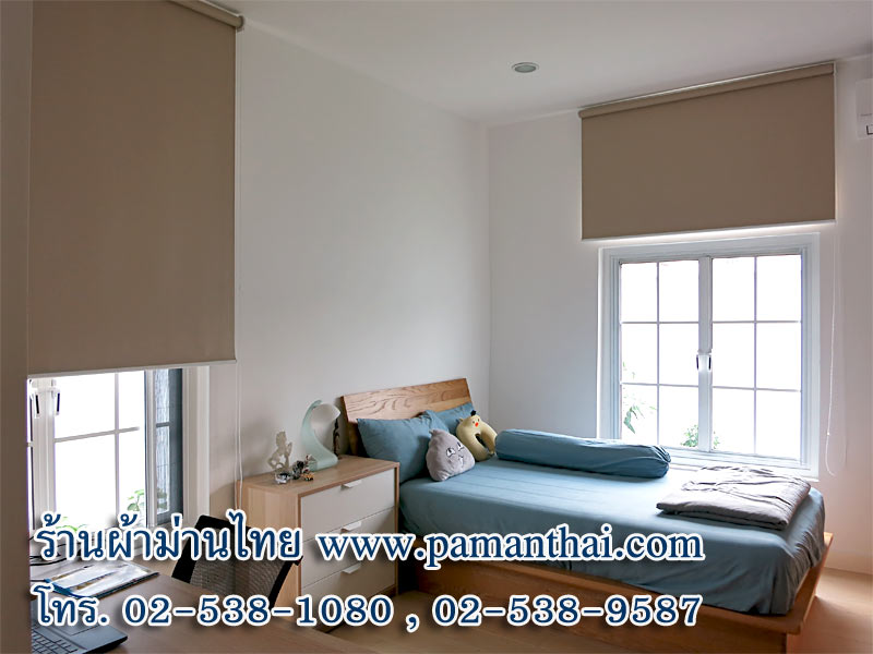 ม่านม้วนใบชนิดทึบแสง